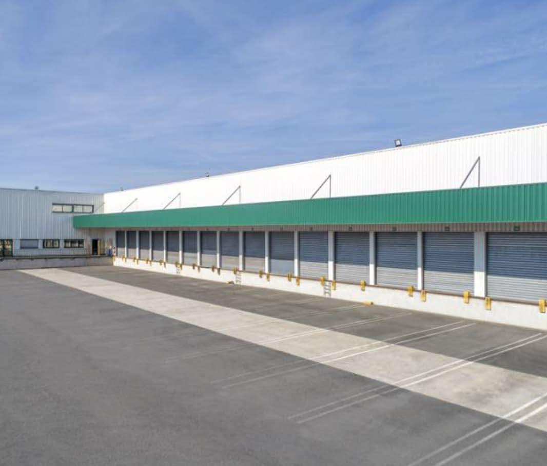 Entrepôt classe b Ormes 7271m² Location entrepôt classe b Ormes Loiret OLLOG2118916 0